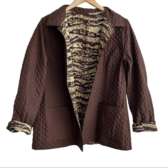 Don Caster Reversible Silk Animal Print Quilted Jacket (14) - Picture 7 of 15